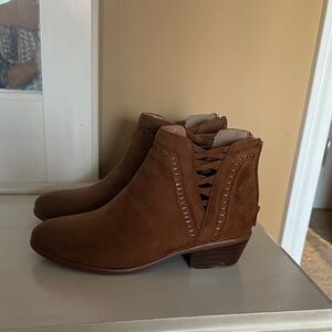 Charlotte Russe Tan Ankle Booties with Cutout Design